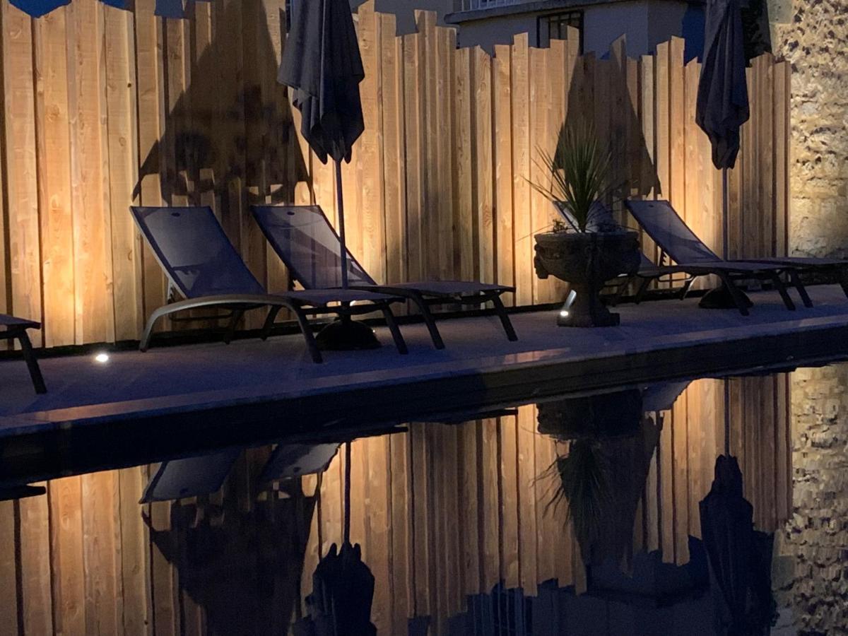 Les Appartements D Artiste De La Villa Du 15 - Restaurant La Maison - Piscine Chauffee Les Eyzies Exterior photo